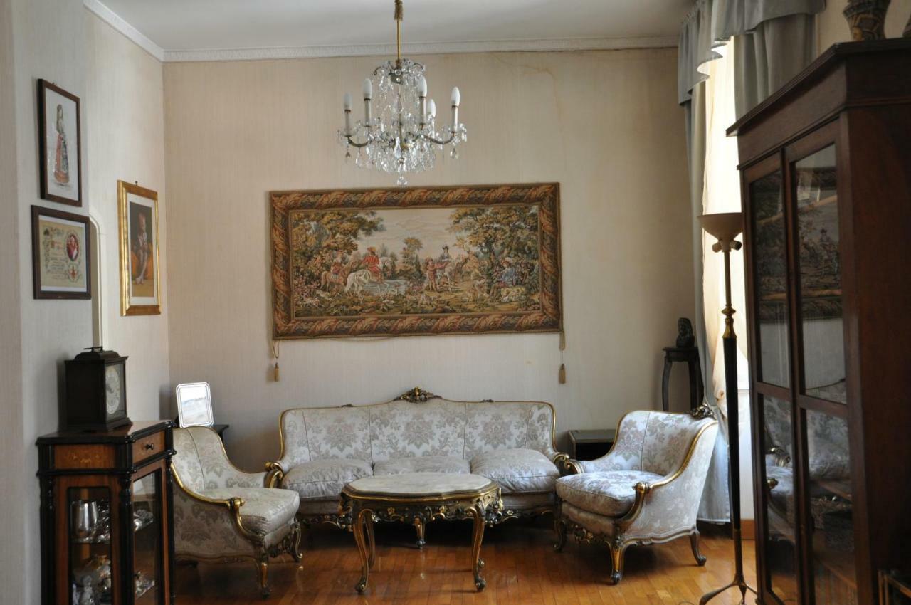The Queen'S Coffer Rome Bagian luar foto